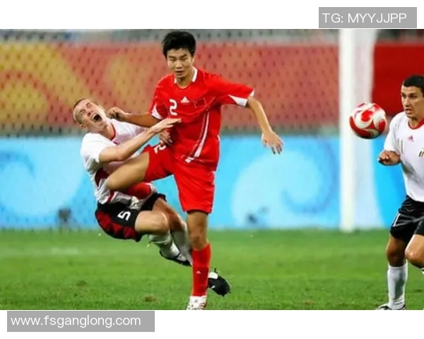 重庆与杭州足球队耐力较量赛后分析与总结